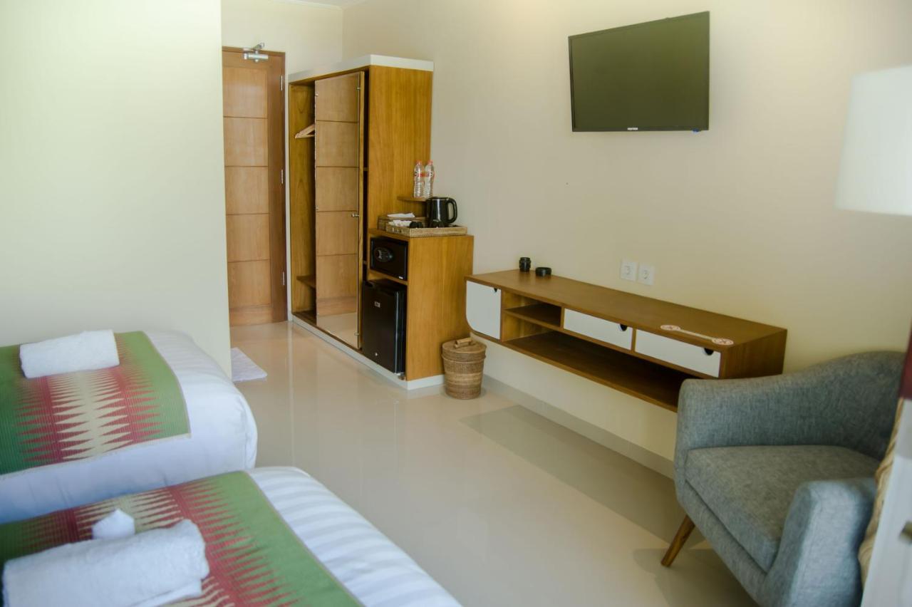 Akatara Hotel Toyapakeh 外观 照片