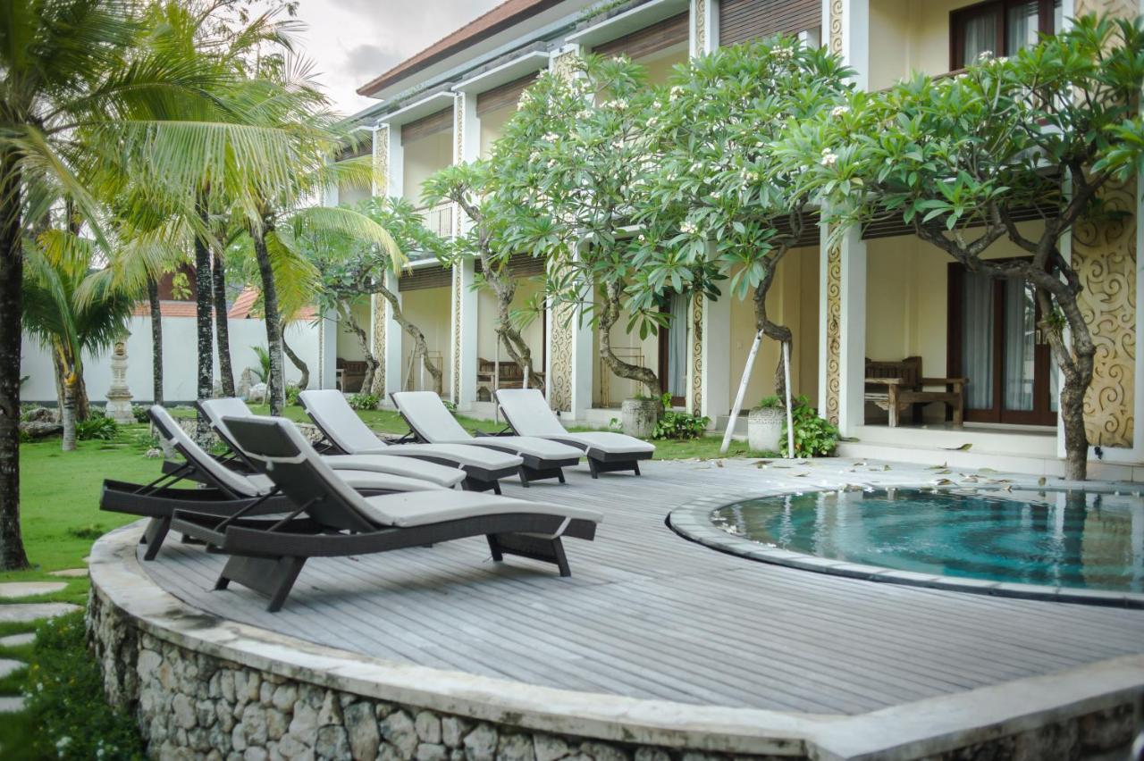 Akatara Hotel Toyapakeh 外观 照片