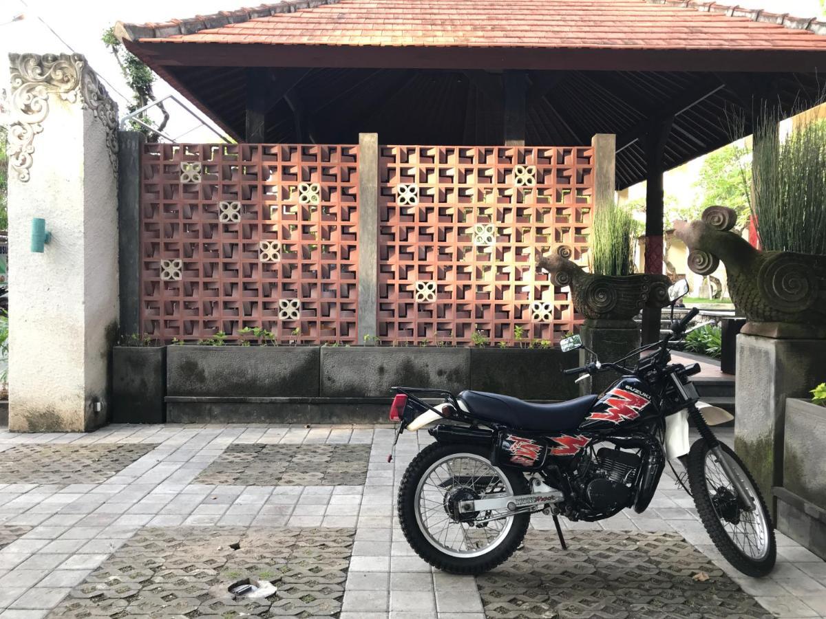Akatara Hotel Toyapakeh 外观 照片